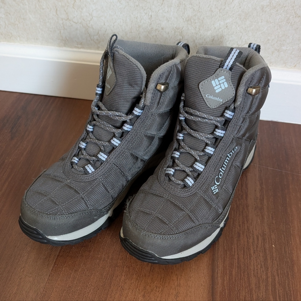 Columbia Women's Gray Fleece-Lined Shoes